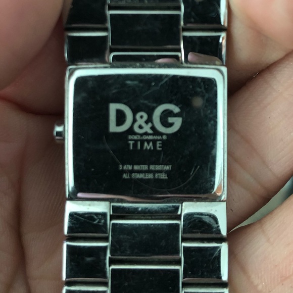 D&G Women’s Watch - Picture 3 of 3